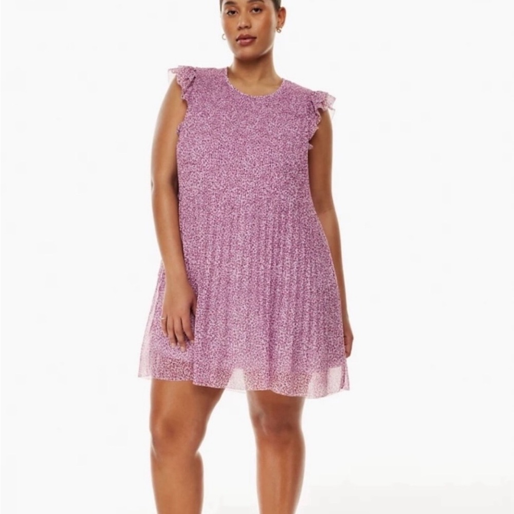 Aritzia Wilfred Daydreamer Sleeveless Dress in Mochi Pink/Wldberry Prpl/Rose